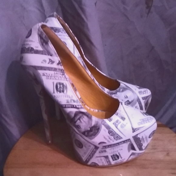 Shoe republic 100 bill heels - Picture 1 of 3